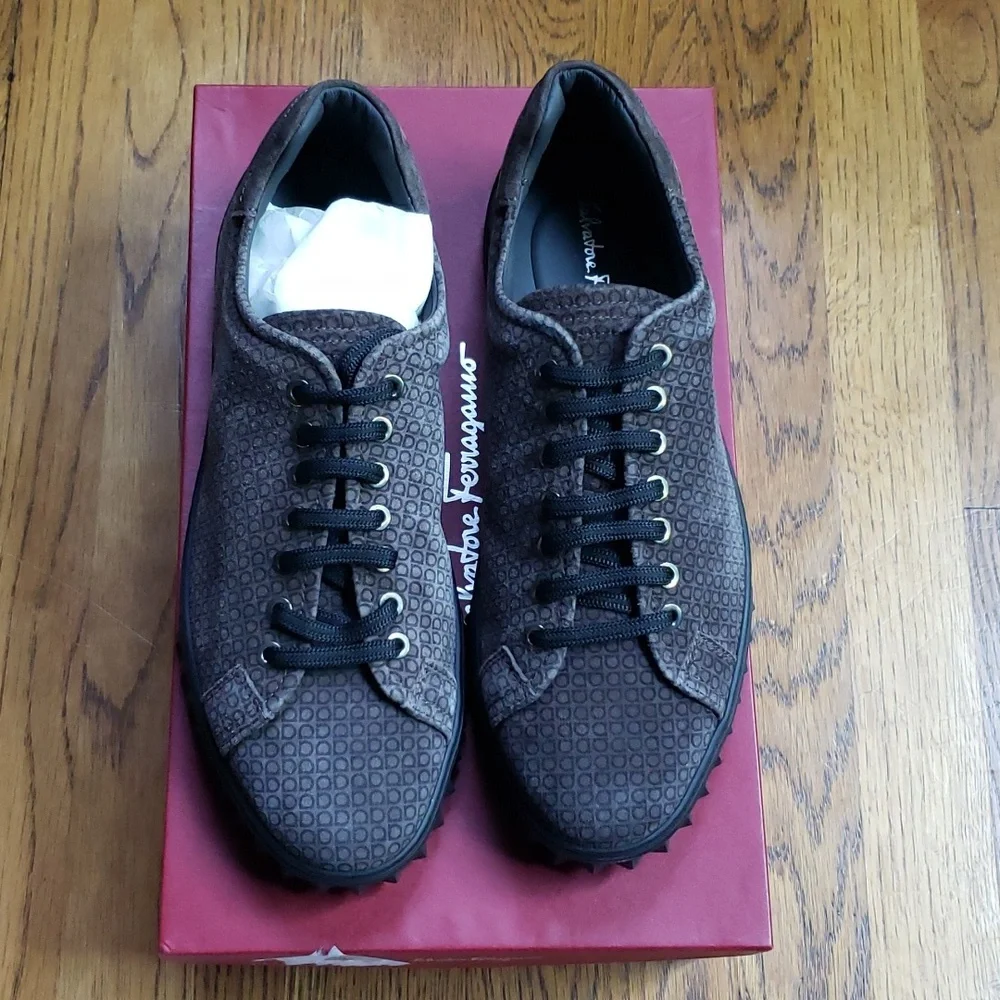 NIB Salvatore Ferragamo Grey Cube Sneaker Men's Size 7 - Picture 1 of 12